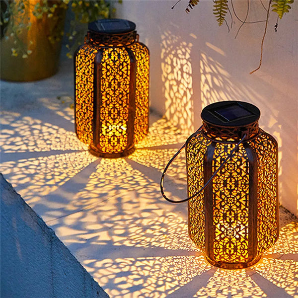 Solar Art Deco Outdoor Lantern with Dusk-to-Dawn Sensor – Waterproof Solar Lantern Lights for Garden and Patio