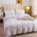 Chevron Pattern Plush Quilt Cover Set – Soft Microfiber Bedding Set with Pillowcases for Year-Round Comfort
