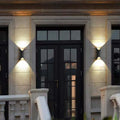 Curved Outdoor Wall Lamp - IP65 Waterproof LED Outdoor Wall Light for Garden and Corridor