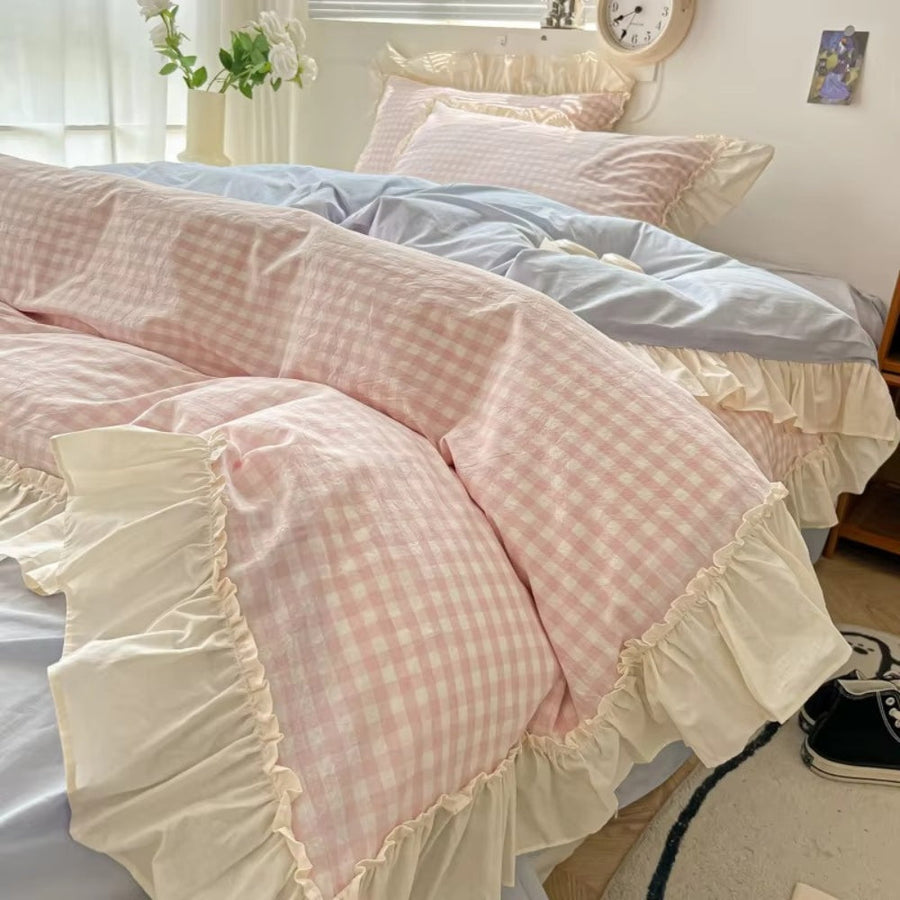 Gingham Check Bedding Set with Ruffled Edges – Cotton-Microfiber Duvet Cover, Sheet, and Pillowcases