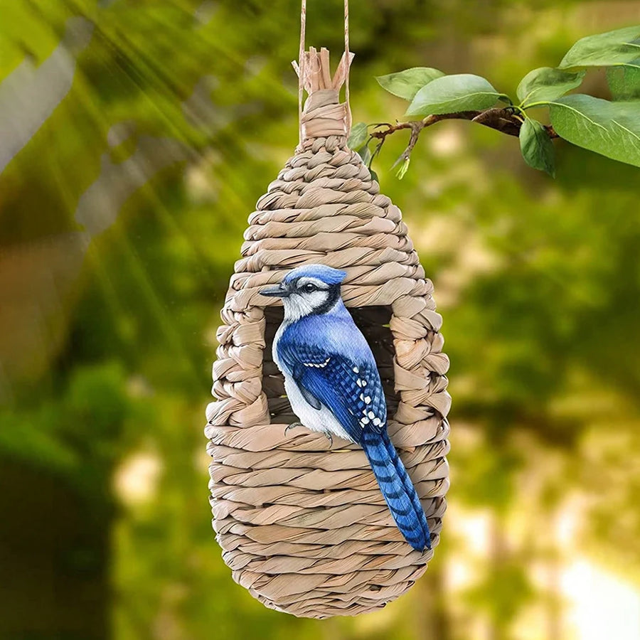 Hand-Woven Bird House for Outdoor Use – Unique Decorative Nest for Small Birds with Creative Hanging Design
