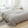 Lightweight Cotton Throw Blanket with Three-Layer Gauze – Breathable Diamond Dot Design for Year-Round Comfort