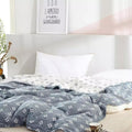 Lightweight Cotton Throw Blanket with Three-Layer Gauze – Breathable Diamond Dot Design for Year-Round Comfort