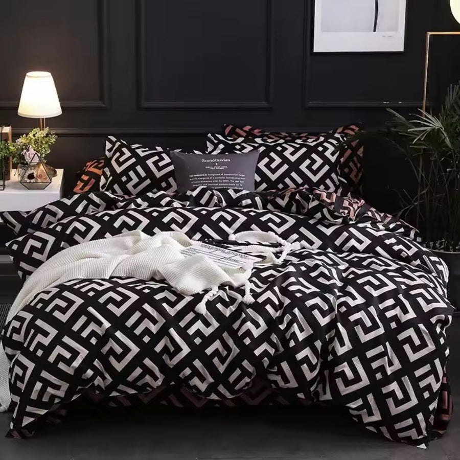 Noir Enigma Duvet Cover Set – 3-Piece Geometric Pattern Bedding, Soft Microfiber Blend for King and Queen Sizes