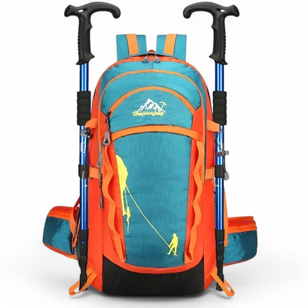 TrailBlazer | Lightweight Hiking Backpack - Hydration Compartment 1
